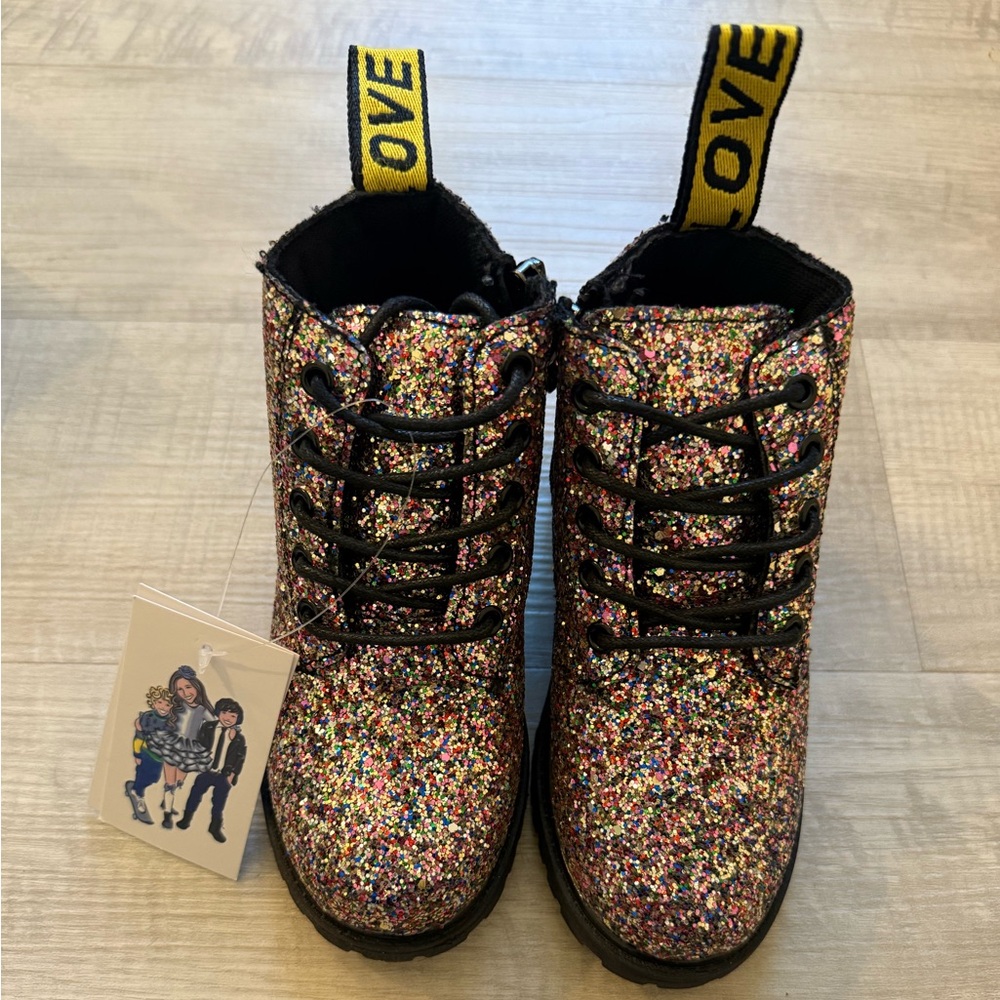 NIB Lola and the Boys Sparkle Boots